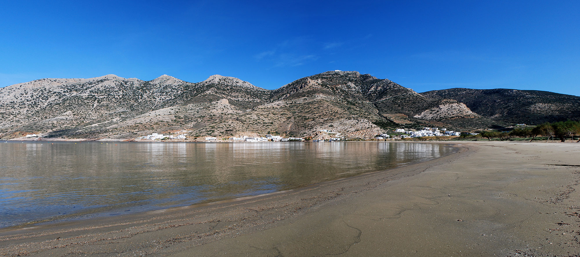 The beach of Kamares at Sifnos
